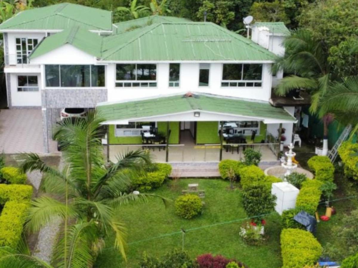 Habitacion Privada En Finca Turistica Hualcala La Mesa  Dış mekan fotoğraf